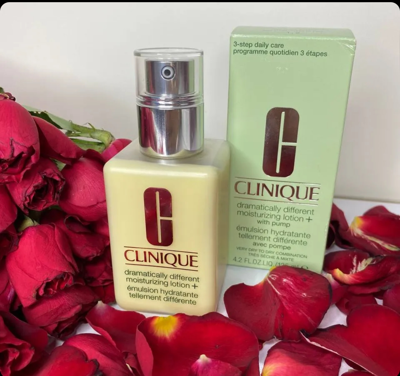 ژل مرطوب کننده و آبرسان درماتیکالی کلینیک اصل
